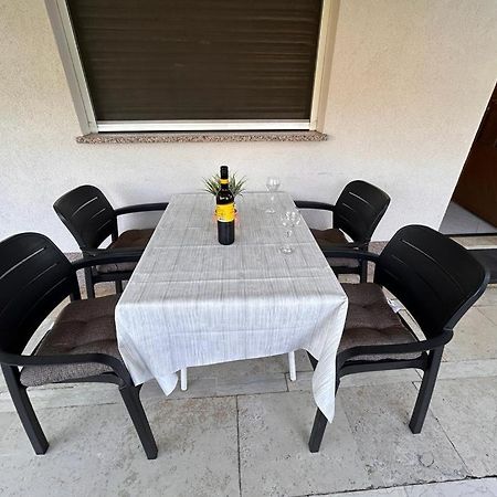 Apartment Near The Sea 650 Rabac Buitenkant foto